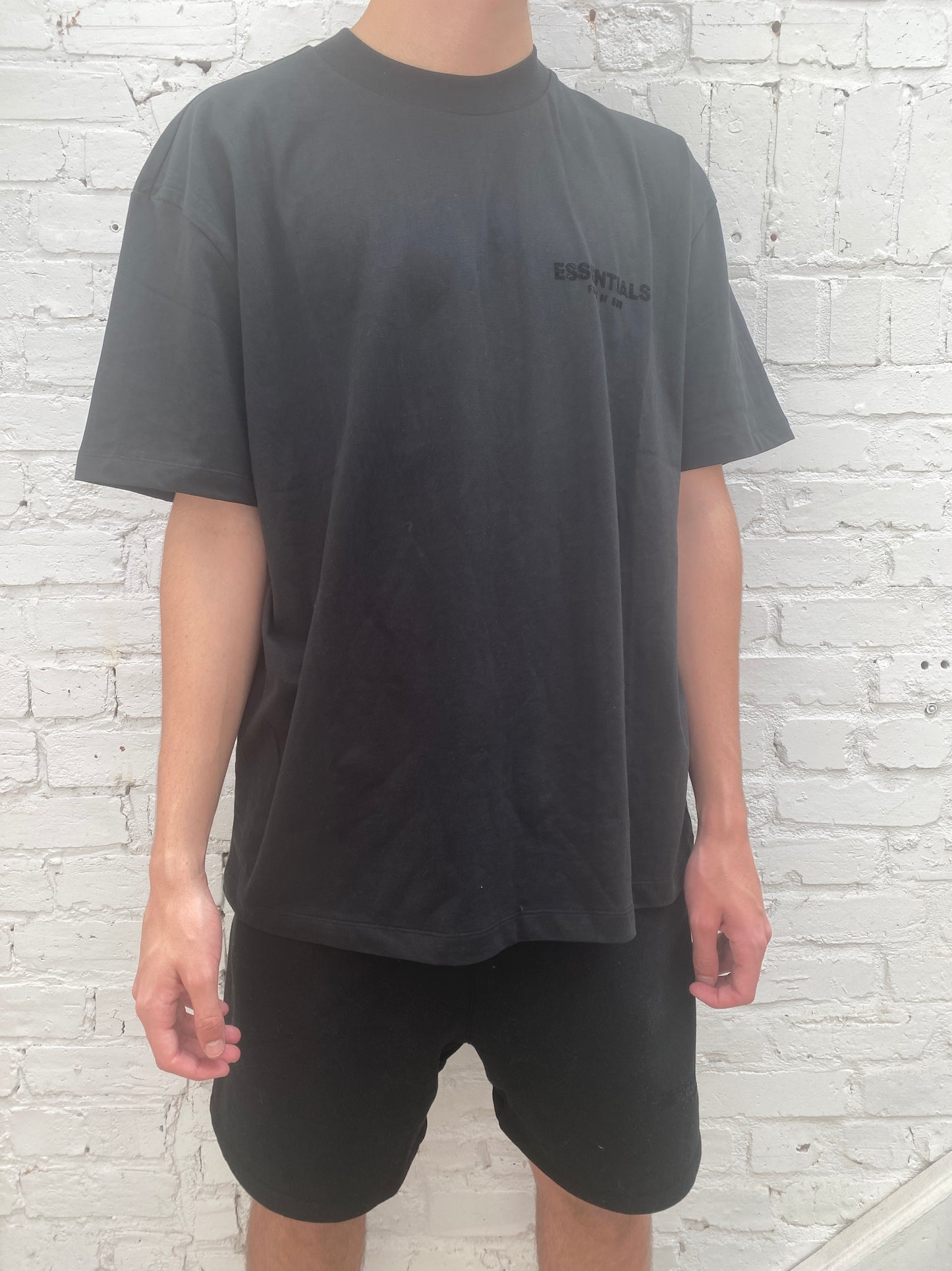 Essentials Fear of God Black T-Shirt, M