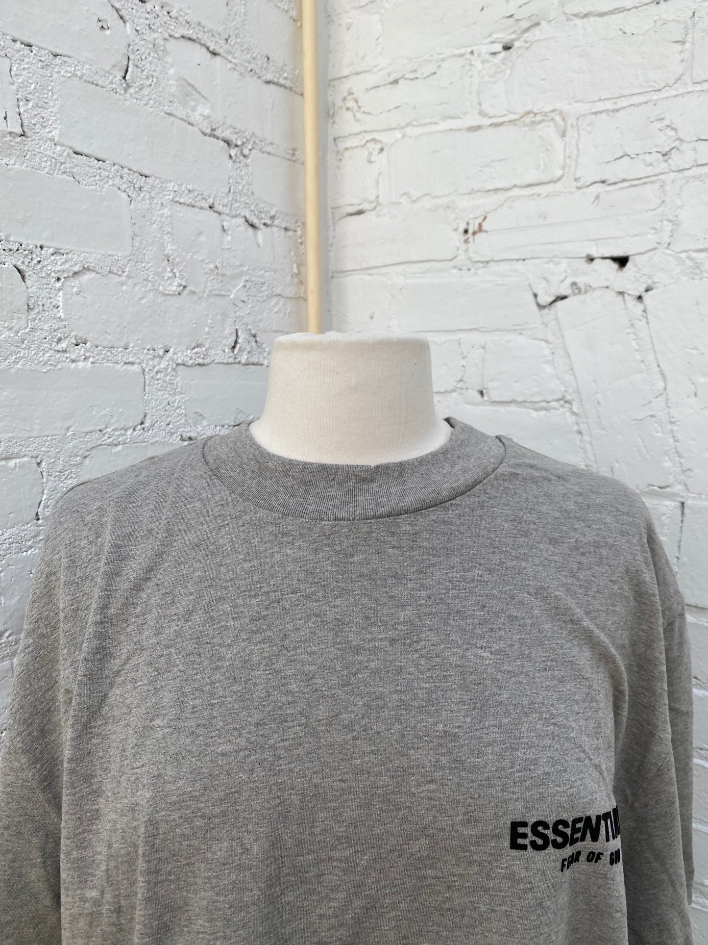 Essentials Fear of God Grey T-Shirt, S