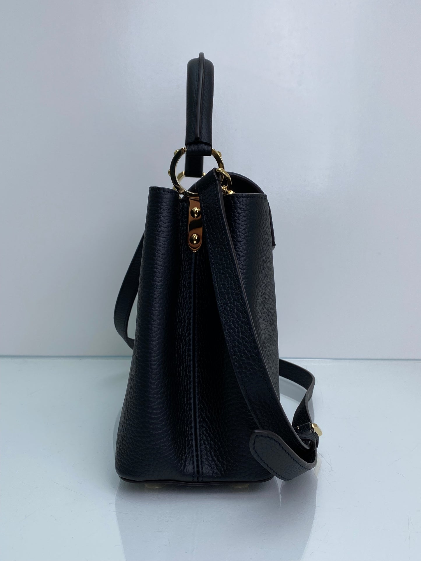 Louis Vuitton Capucines MM Black GHW