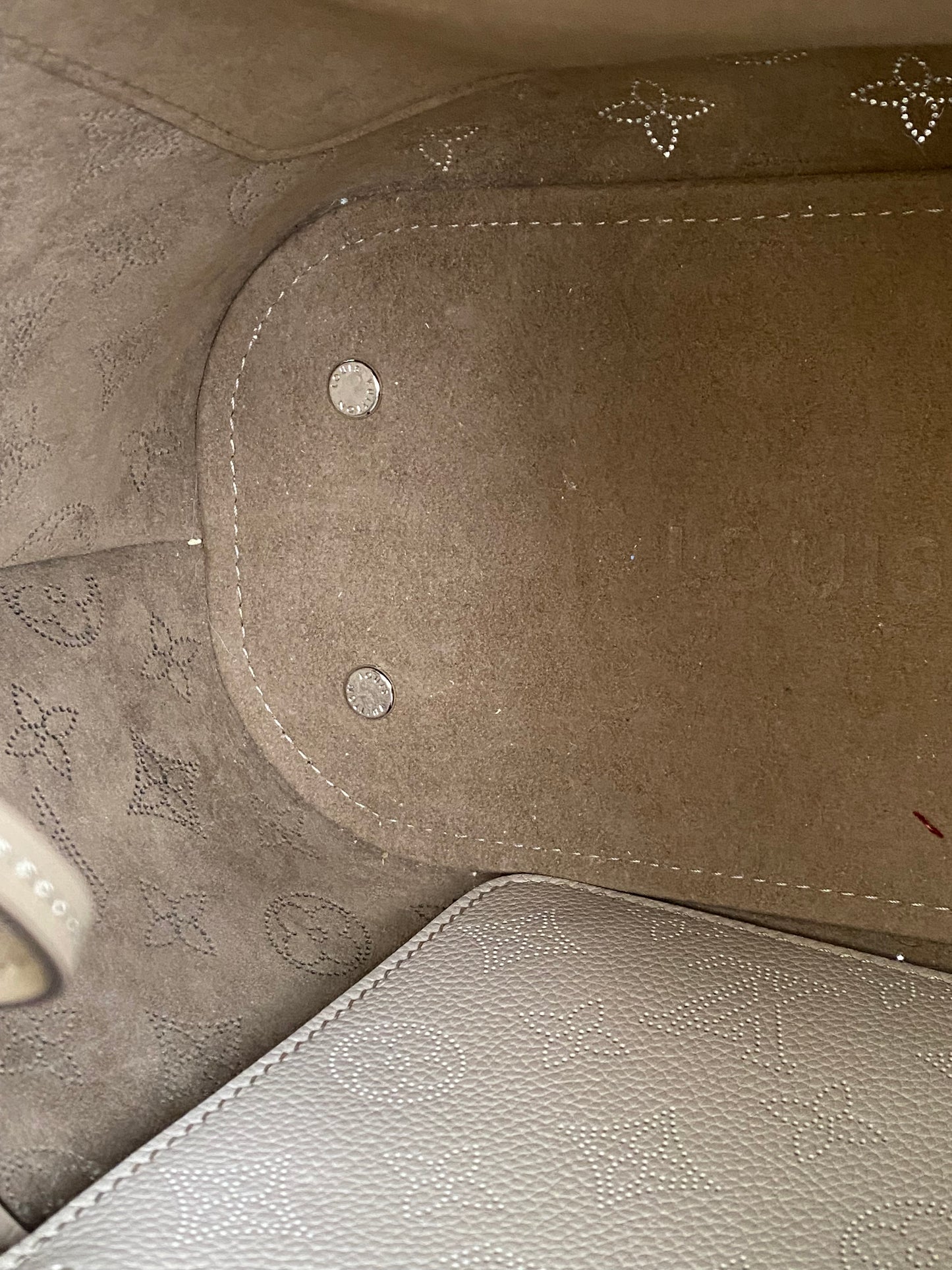 Louis Vuitton Mahina Girolata Bag