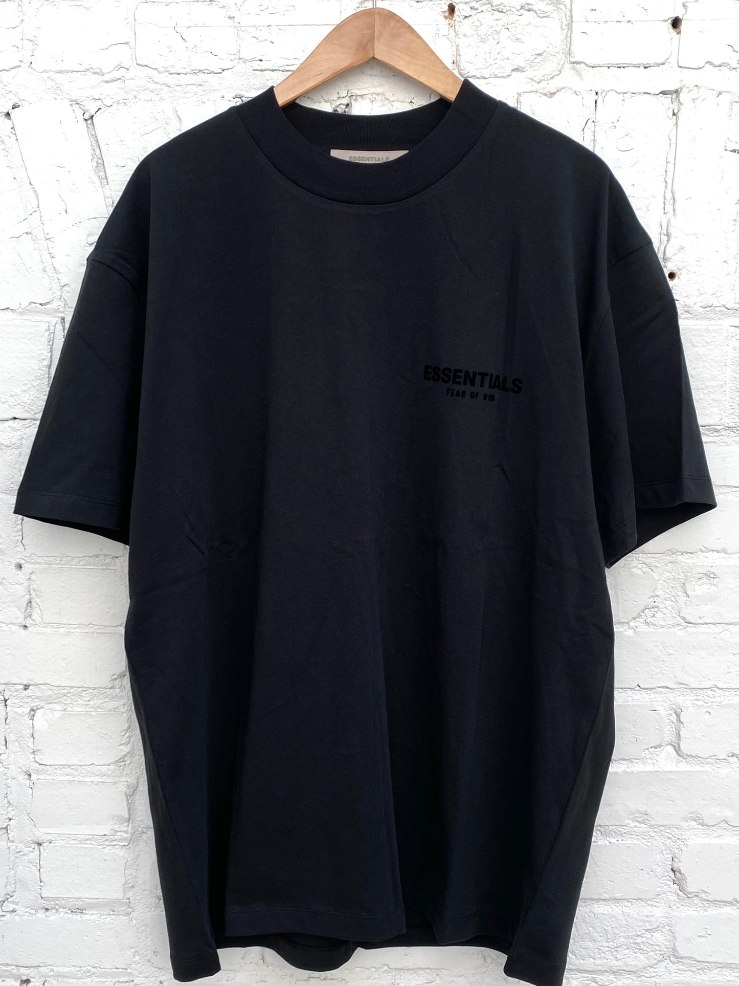 Essentials Fear of God Black T-Shirt, M