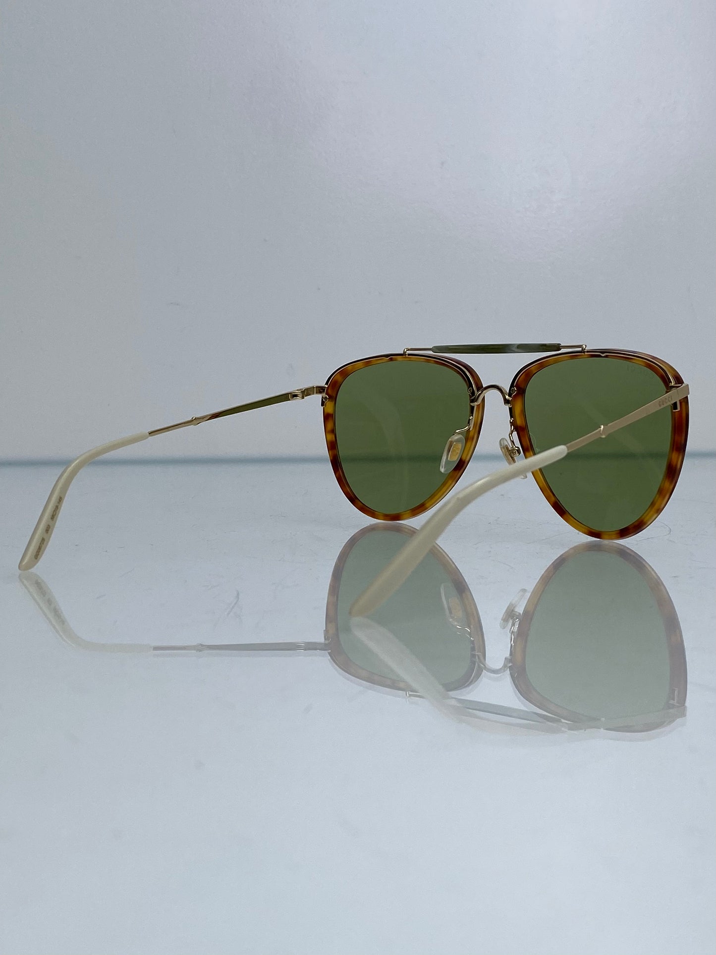 Gucci Green & White Tortoise Shell Oversized Aviator Sunglasses