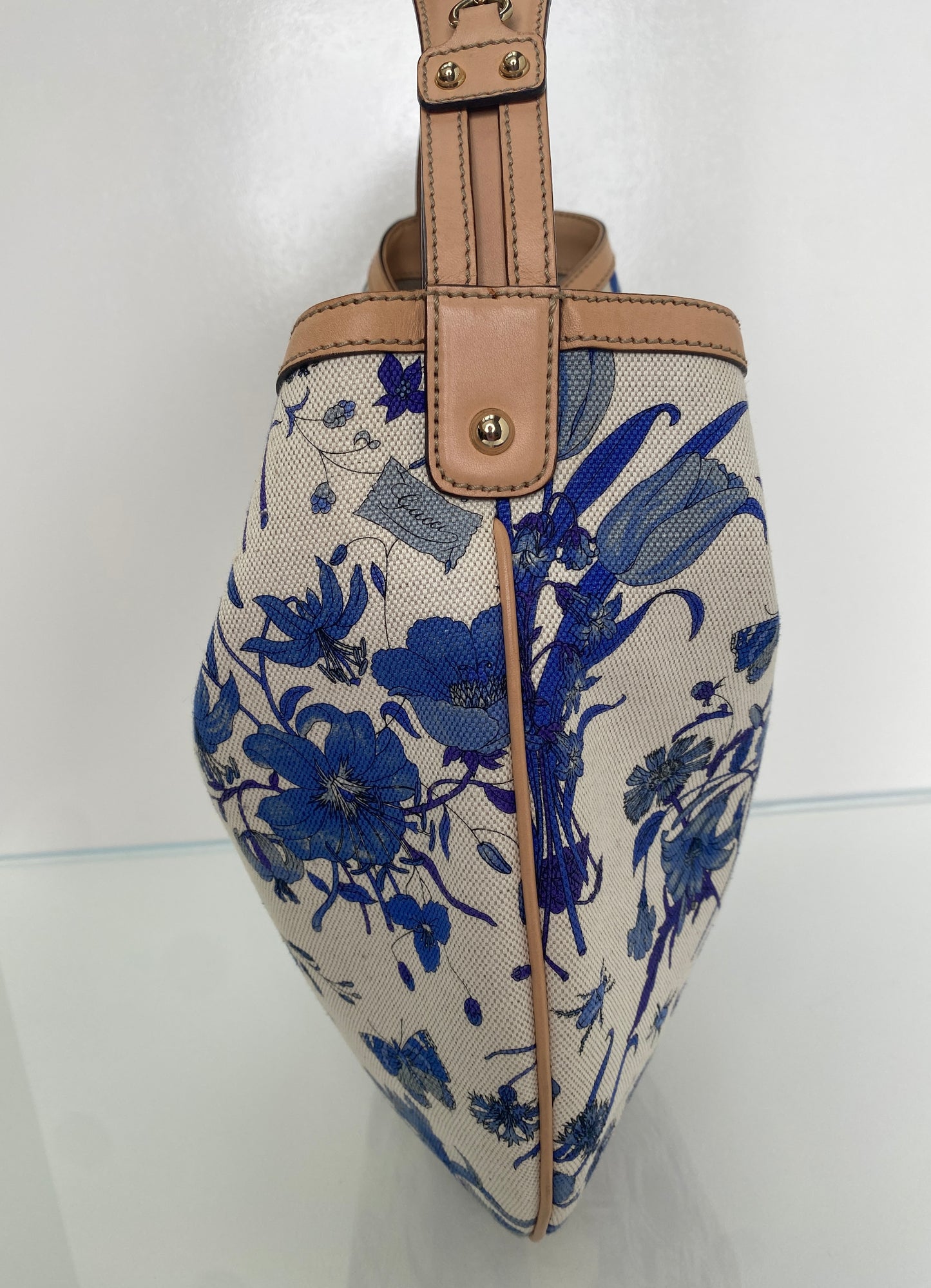 Gucci Canvas Flora Wave Shoulder Bag