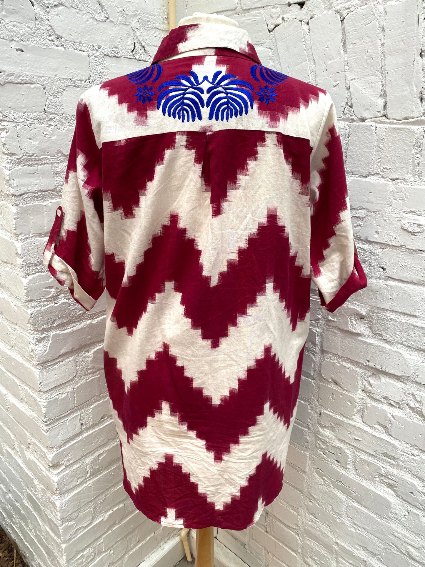 KLEED Burgundy & Cream Button Up Top, S/M