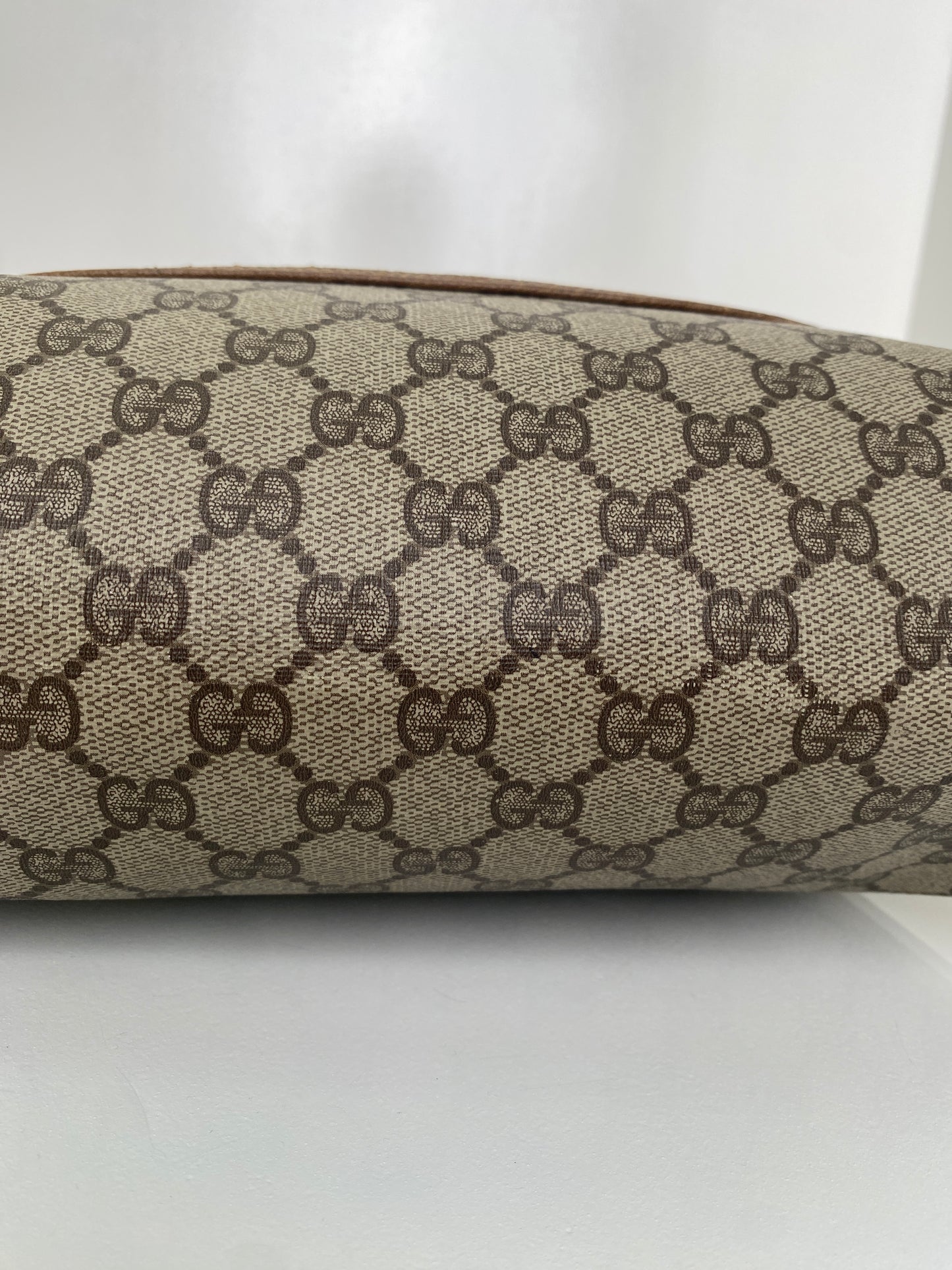 Gucci Web Stripe Strap GG Supreme Tote