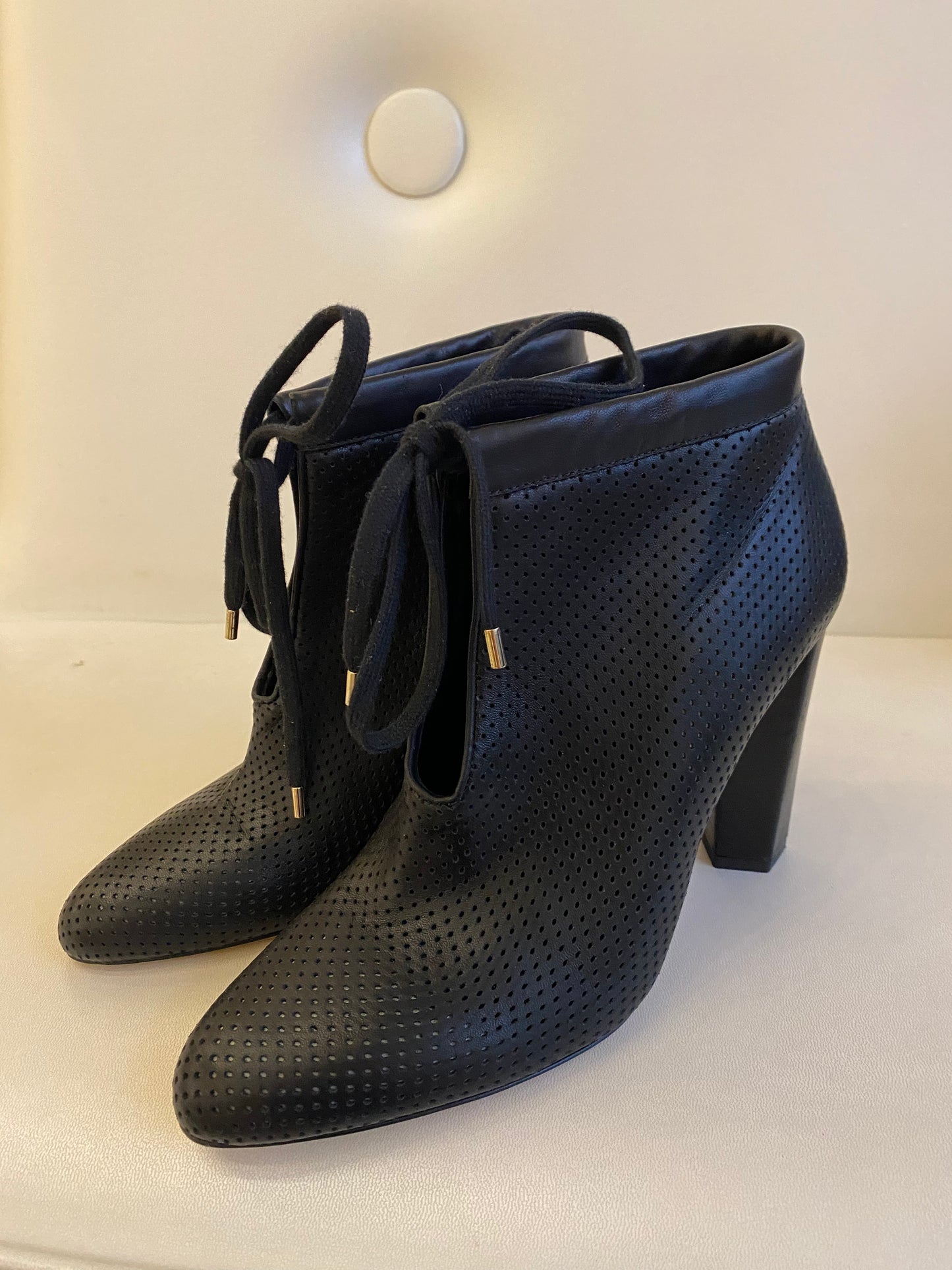 Diane Von Furstenberg black bootie heels