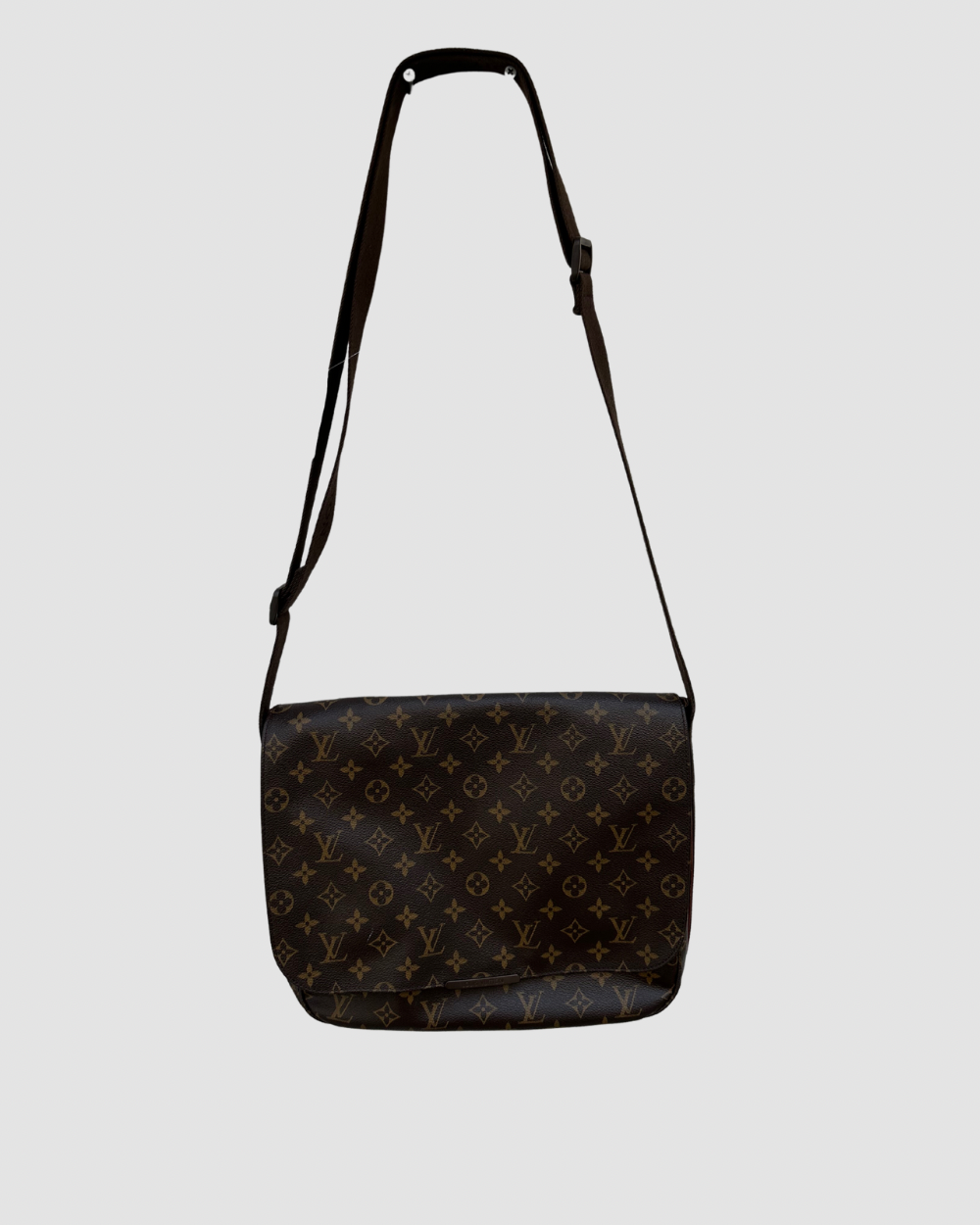 Louis Vuitton Messenger Beaubourg MM