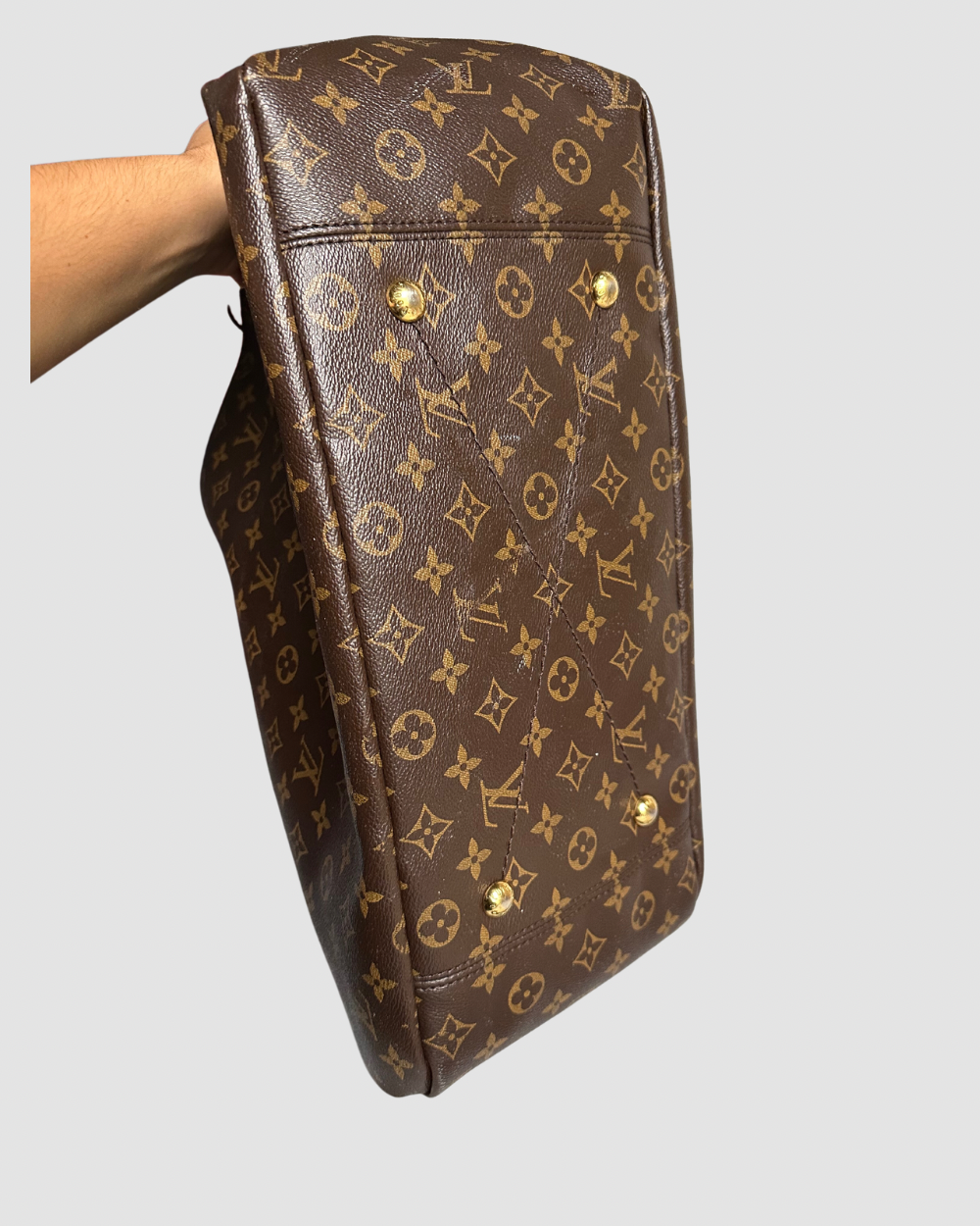 Louis Vuitton Artsy Monogram Gm