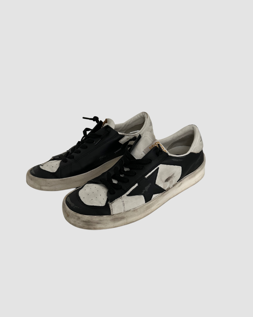 Golden Goose Mens Stardon Black Sneakers, 41