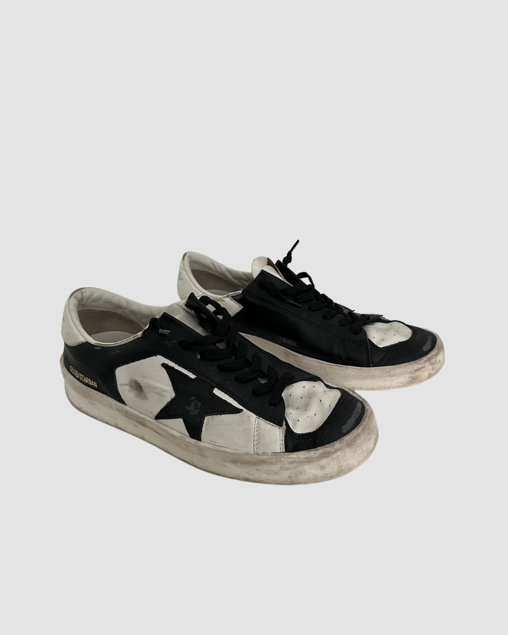 Golden Goose Mens Stardon Black Sneakers, 41