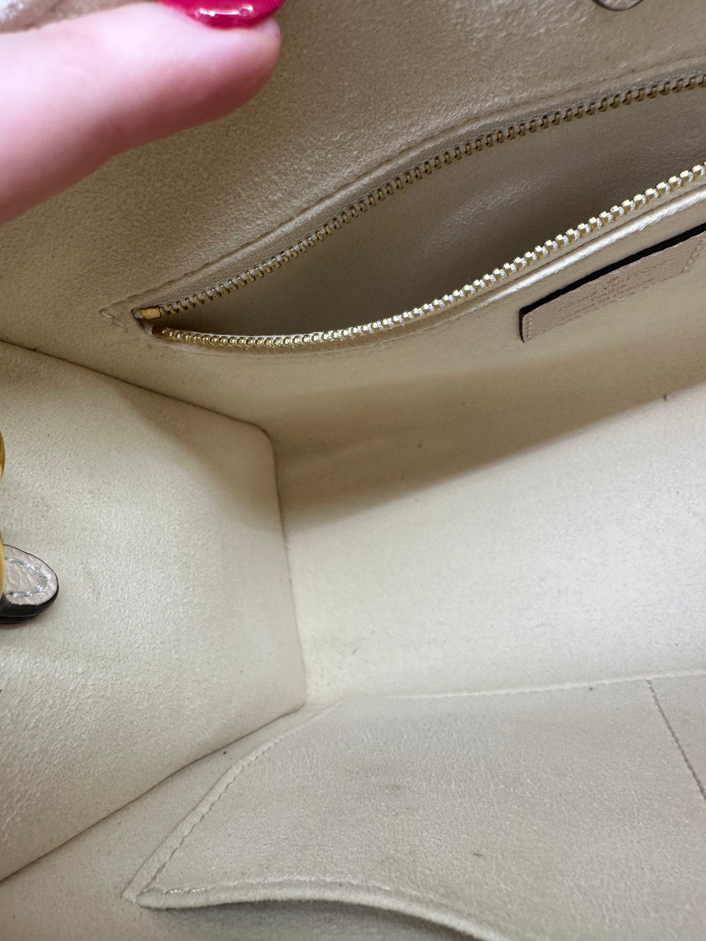 Louis Vuitton Cream On The Go PM Bag
