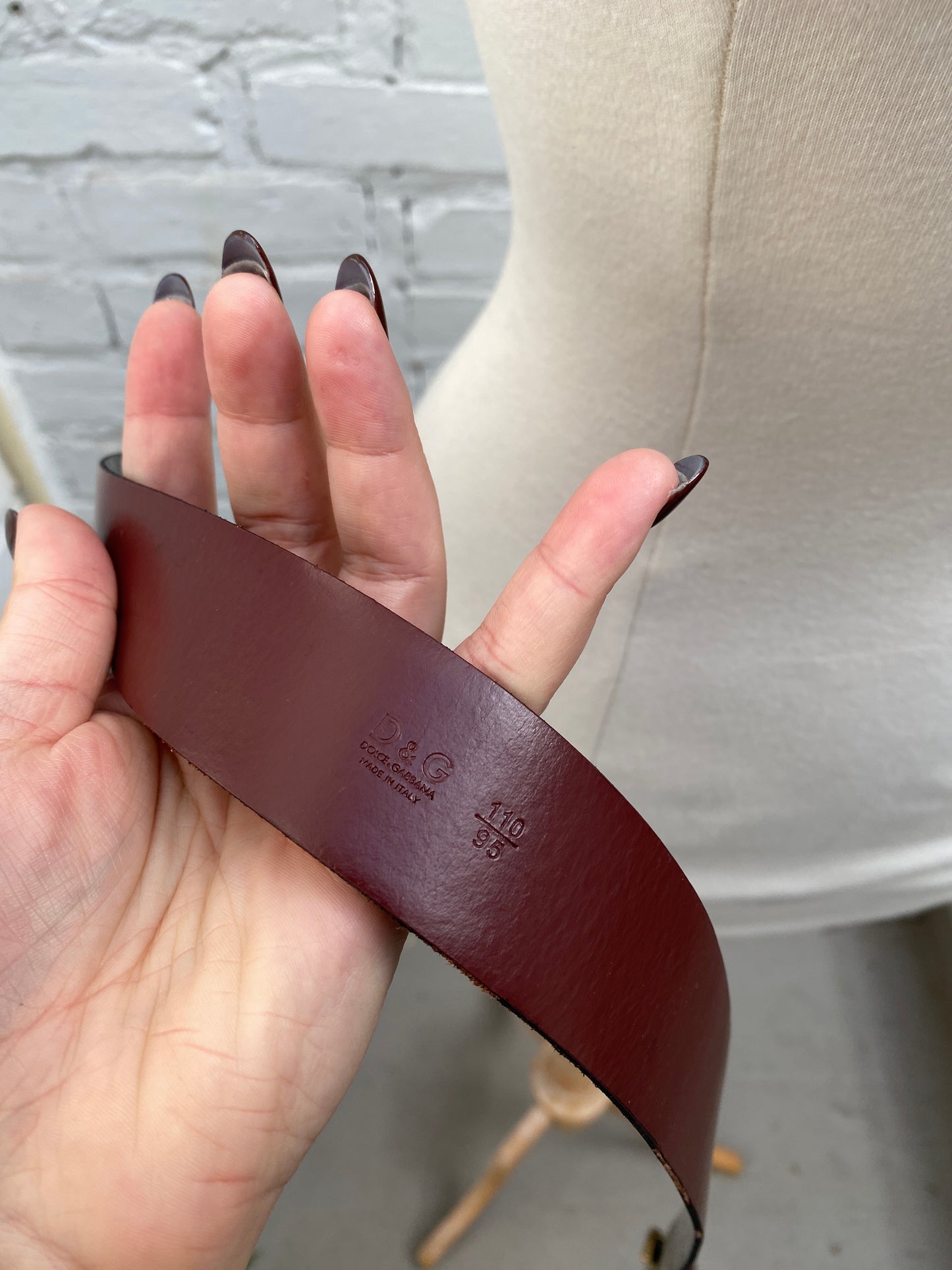 Dolce & Gabbana black belt with GHW
