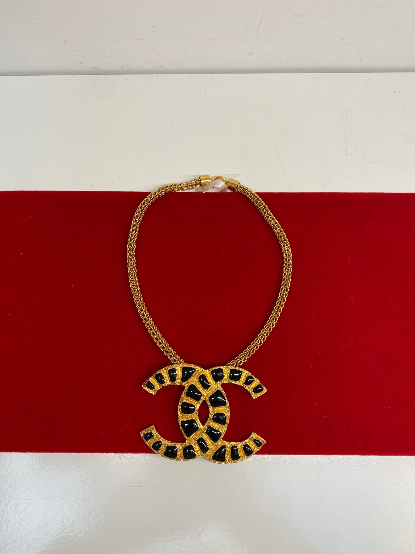 Chanel Large CC choker