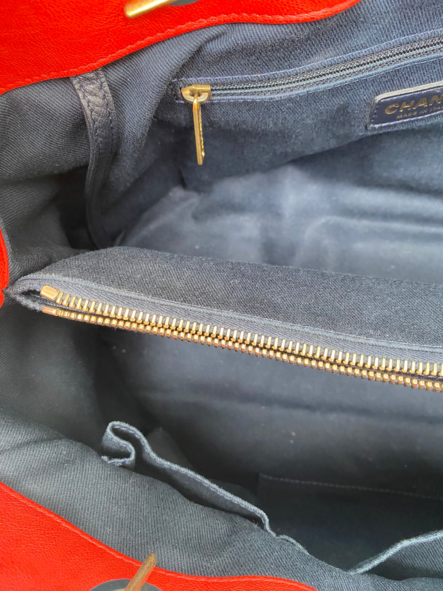 Chanel Red Chevron Lambskin Leather Shoulder Tote GHW