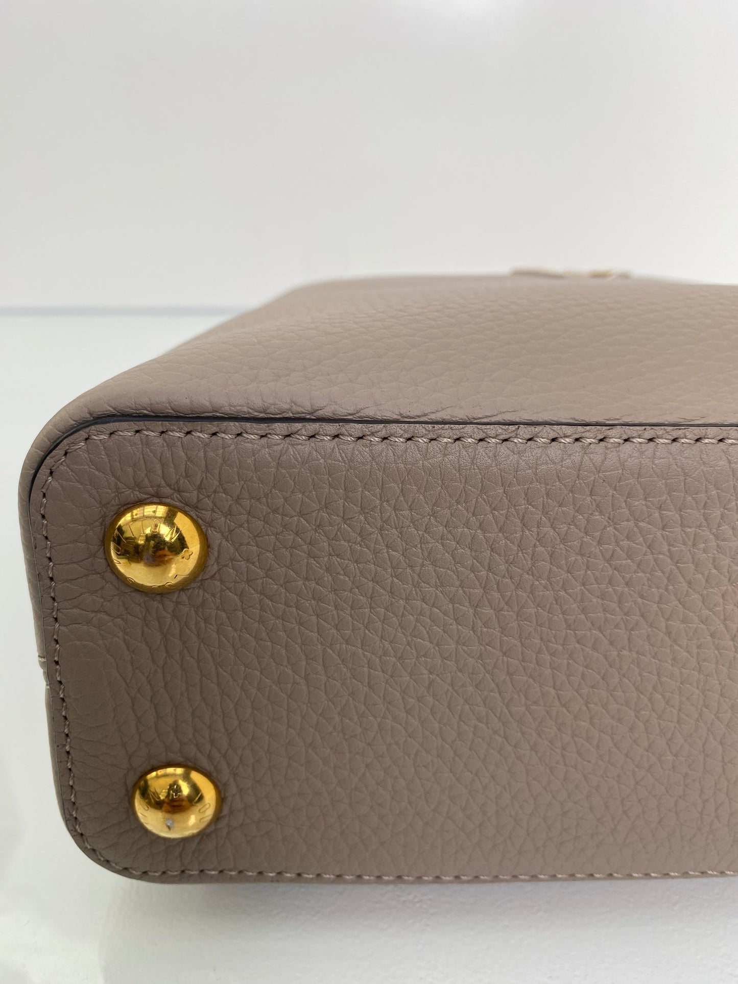 Louis Vuitton Leather Capucines Beige & Exotic Bag