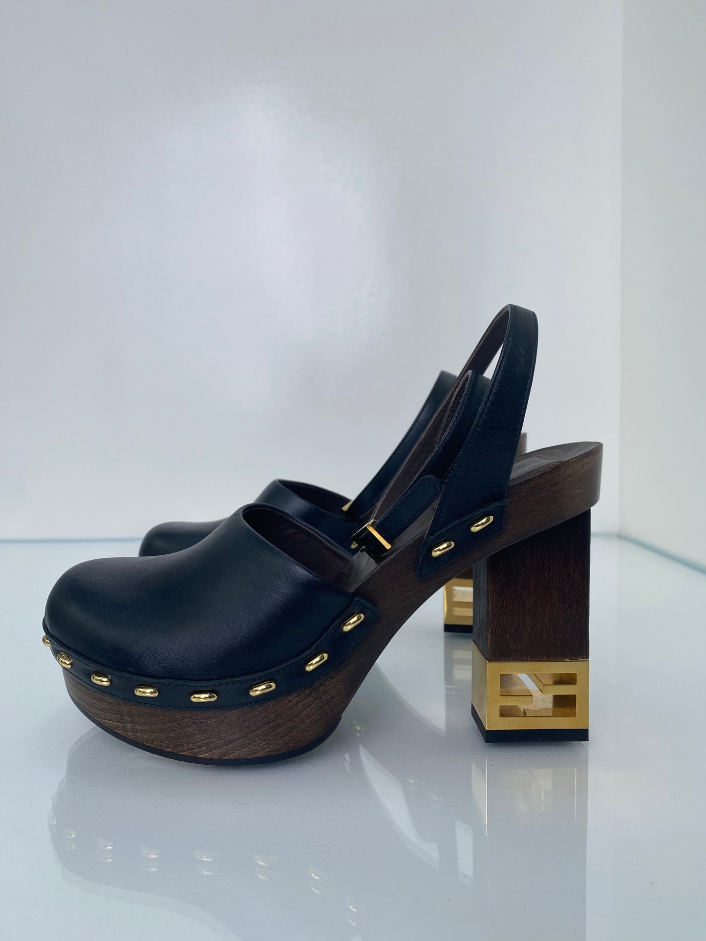 Fendi Black Clog Heels, 38