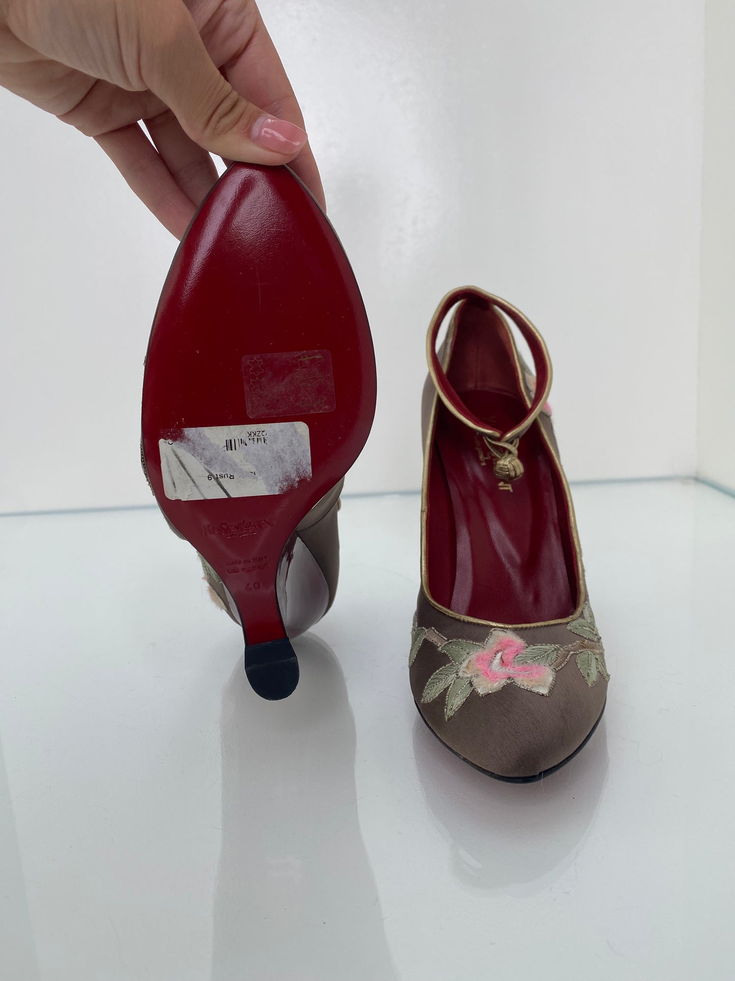 Yves Saint Laurent Flower Heels, 40