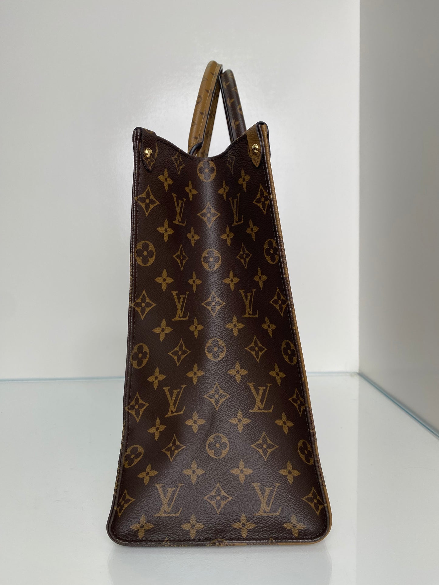 Louis Vuitton Giant Reverse Monogram On The Go GM