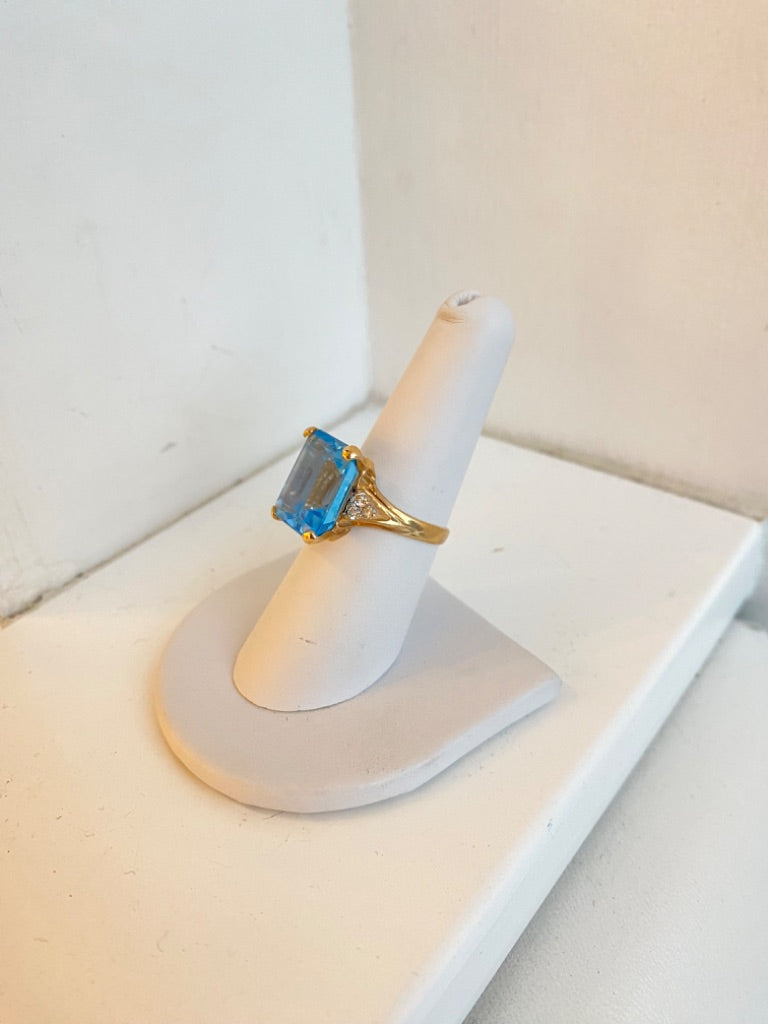 Blue Topaz Gold Ring, Sz 7.25