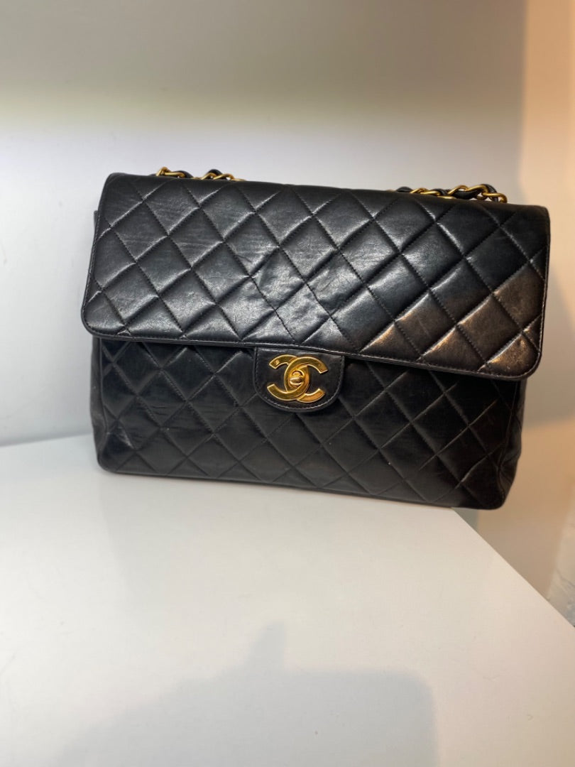 Chanel Vintage Jumbo Single Flap Black Lambskin GHW