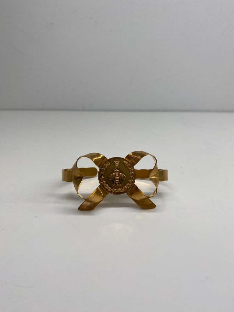 Gucci Gold Plated Bow & Bee Bracelet