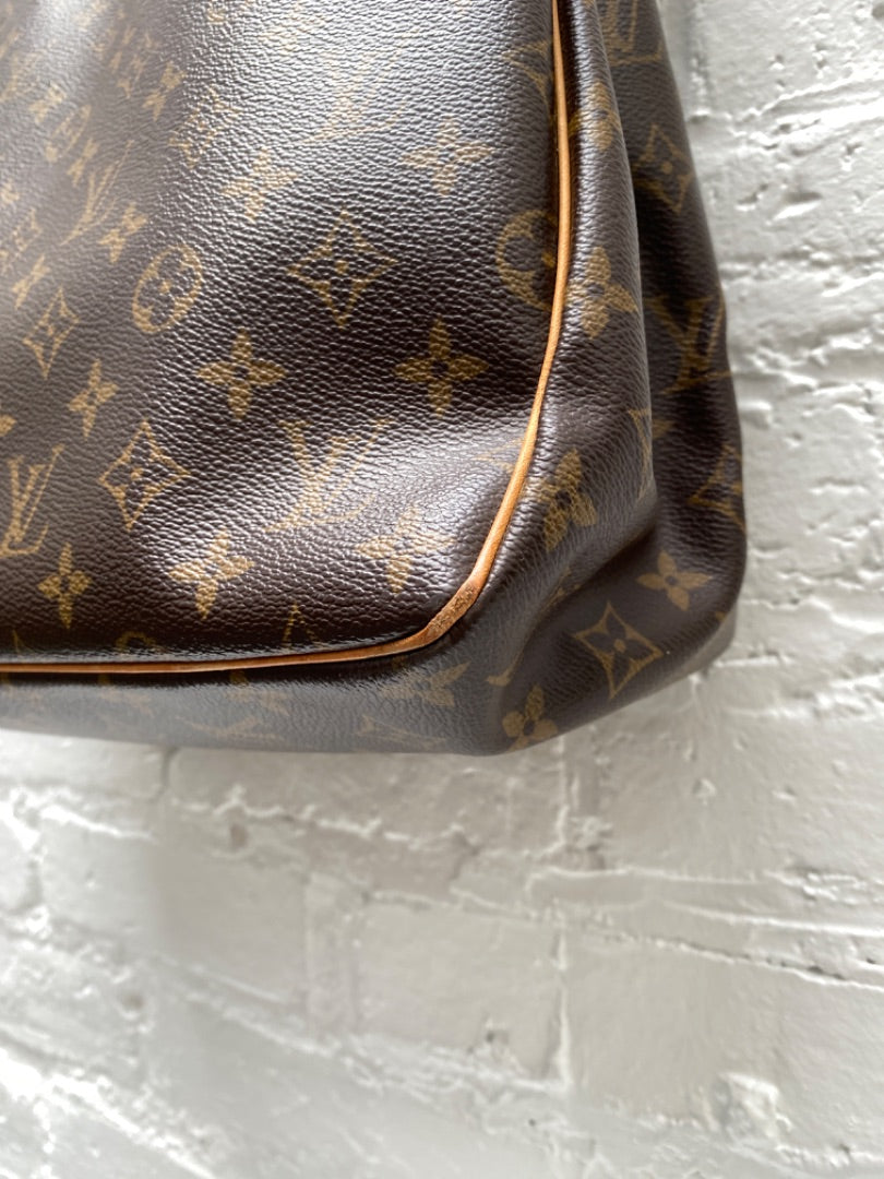 Louis Vuitton Batignolles Vertical Monogram Bag