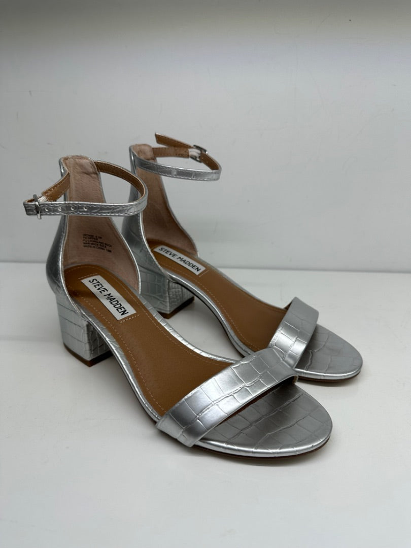 Steve Madden Silver Heels, 6.5