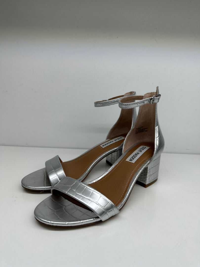 Steve Madden Silver Heels, 6.5