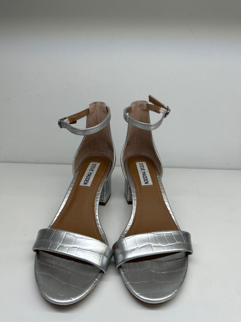 Steve Madden Silver Heels, 6.5