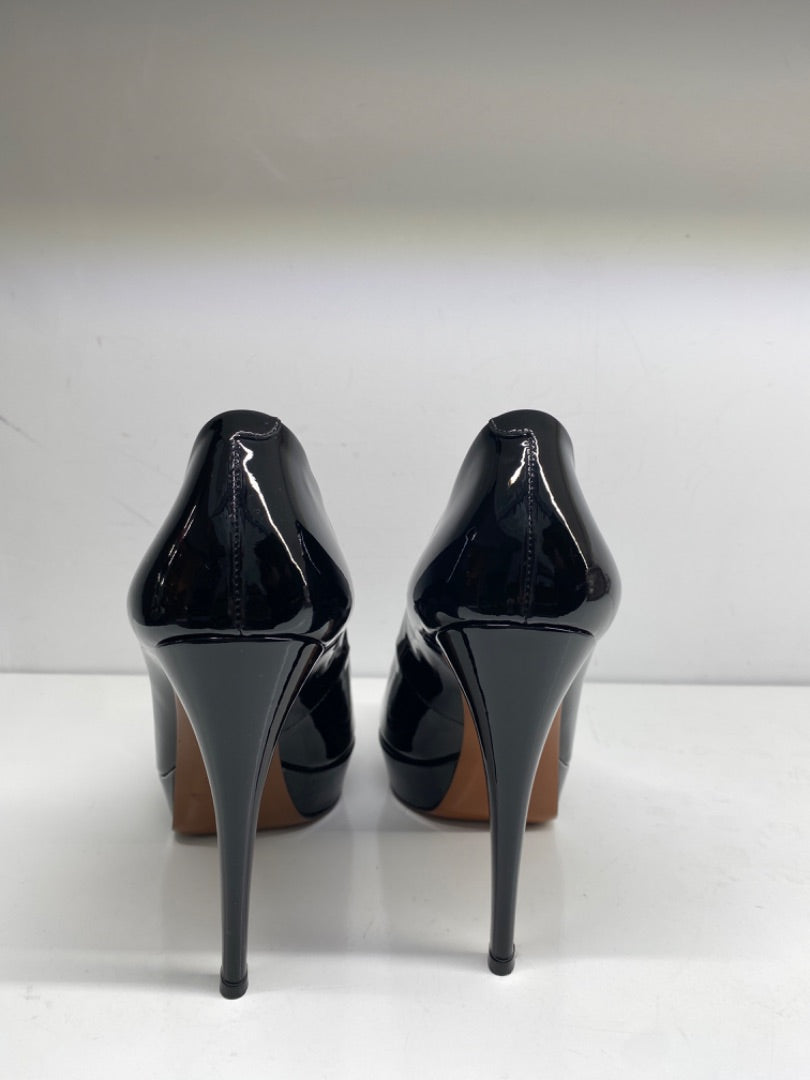Gucci Black Patent Leather Pumps