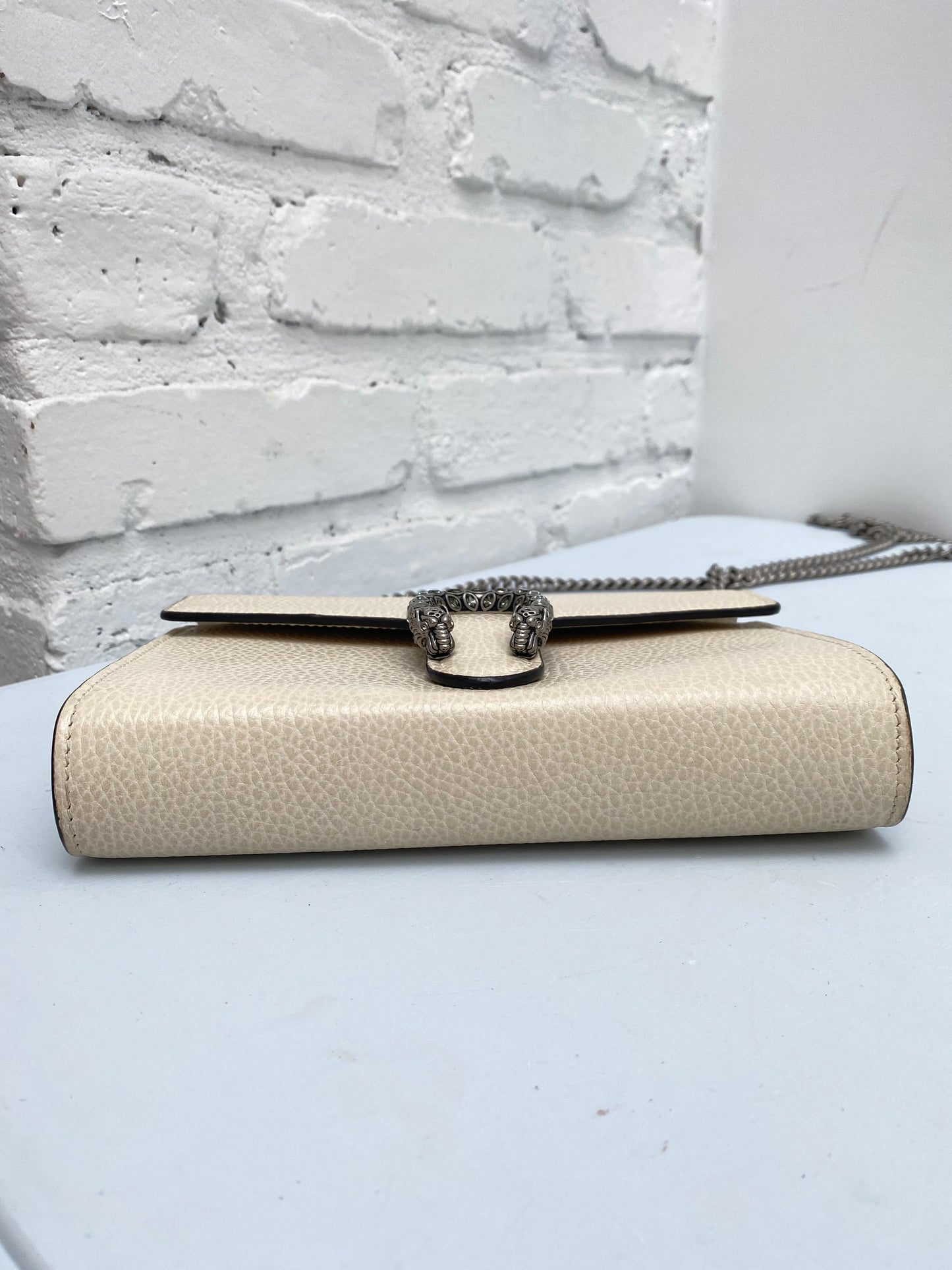 Gucci White Leather Dionysus WOC