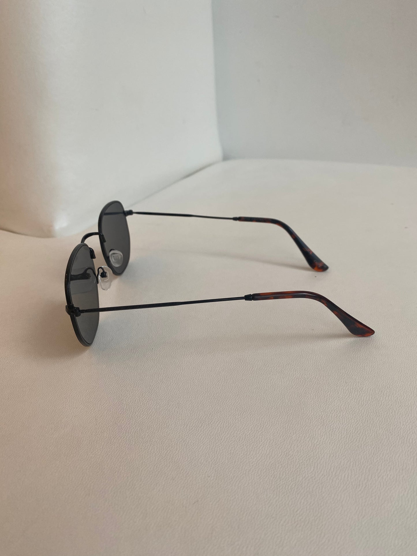Black/Tortoise Sunnglasses