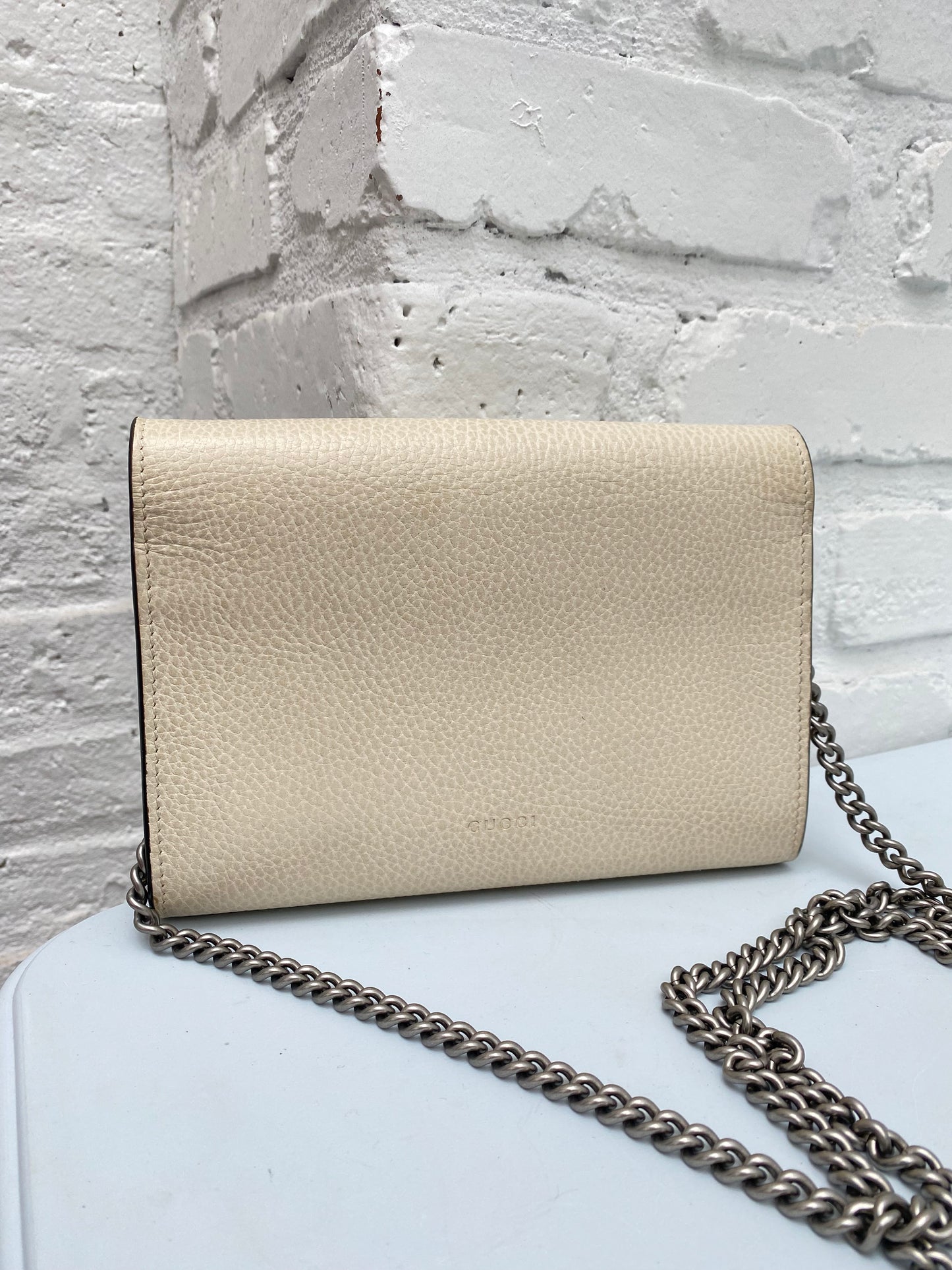 Gucci White Leather Dionysus WOC