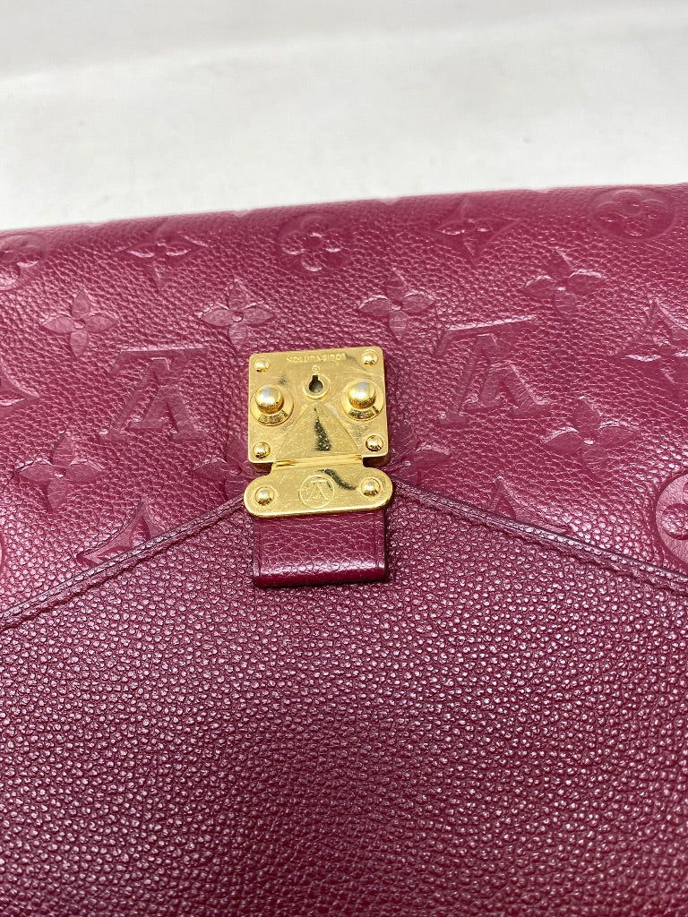 Louis Vuitton Magenta Hobo Metis