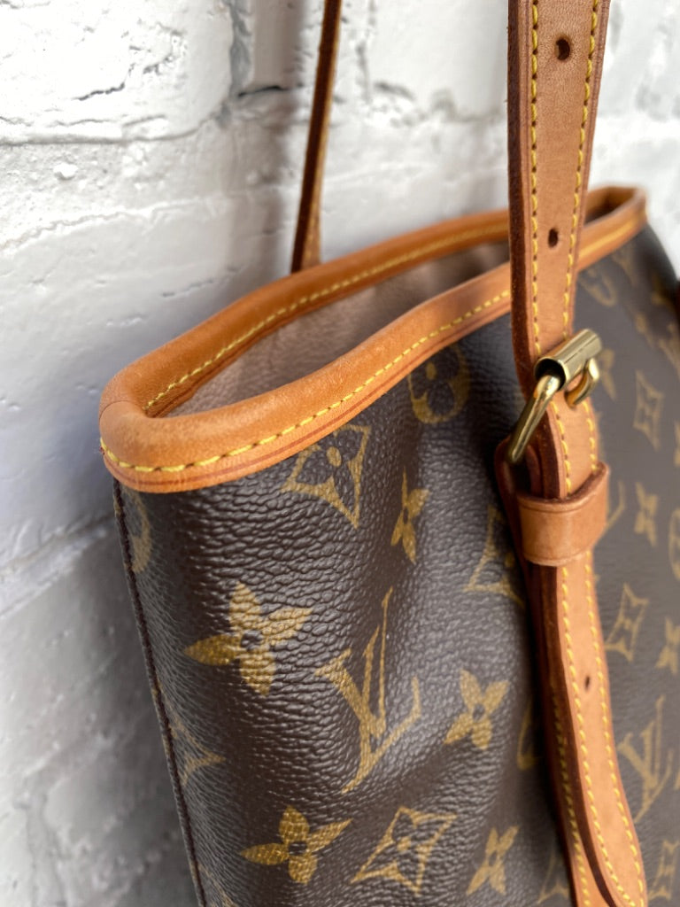 Louis Vuitton Monogram Marais Bucket Bag GM Tote Bag