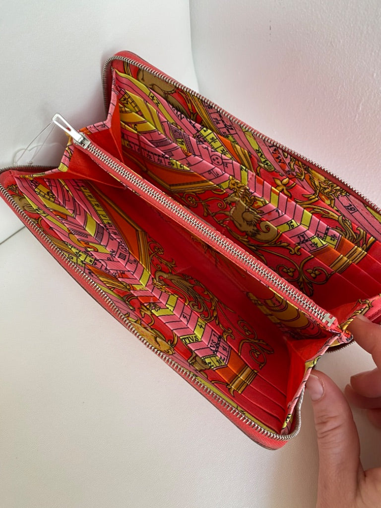 Hermes Zippered Peach Wallet