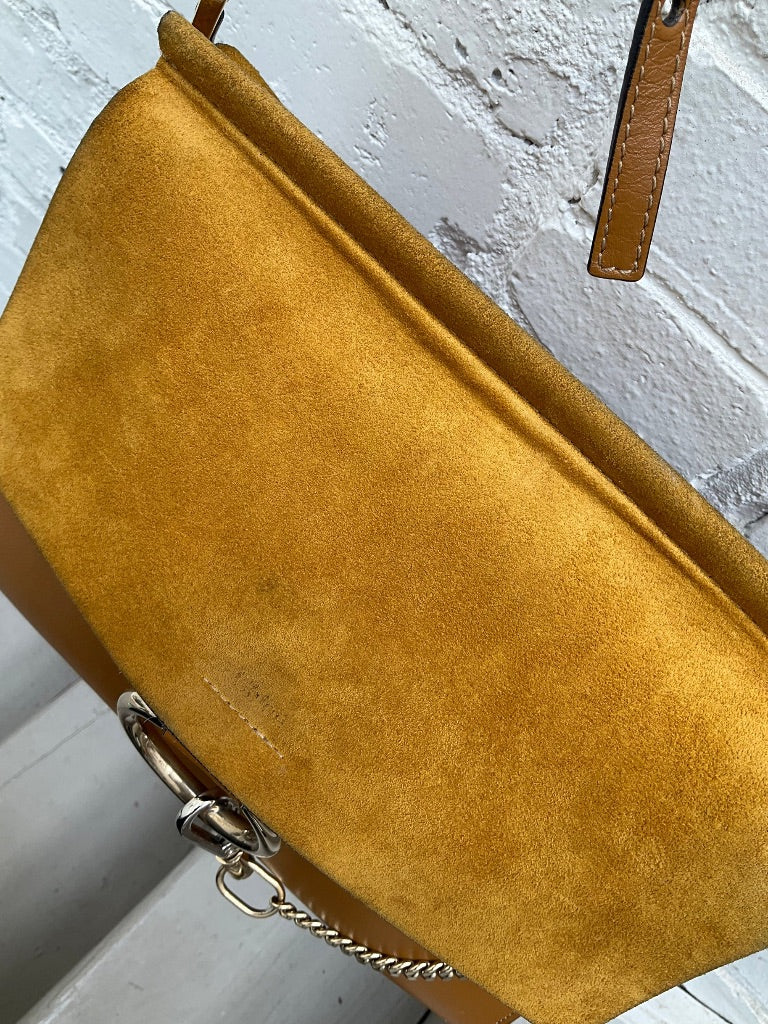 Chloé Faye Gold
