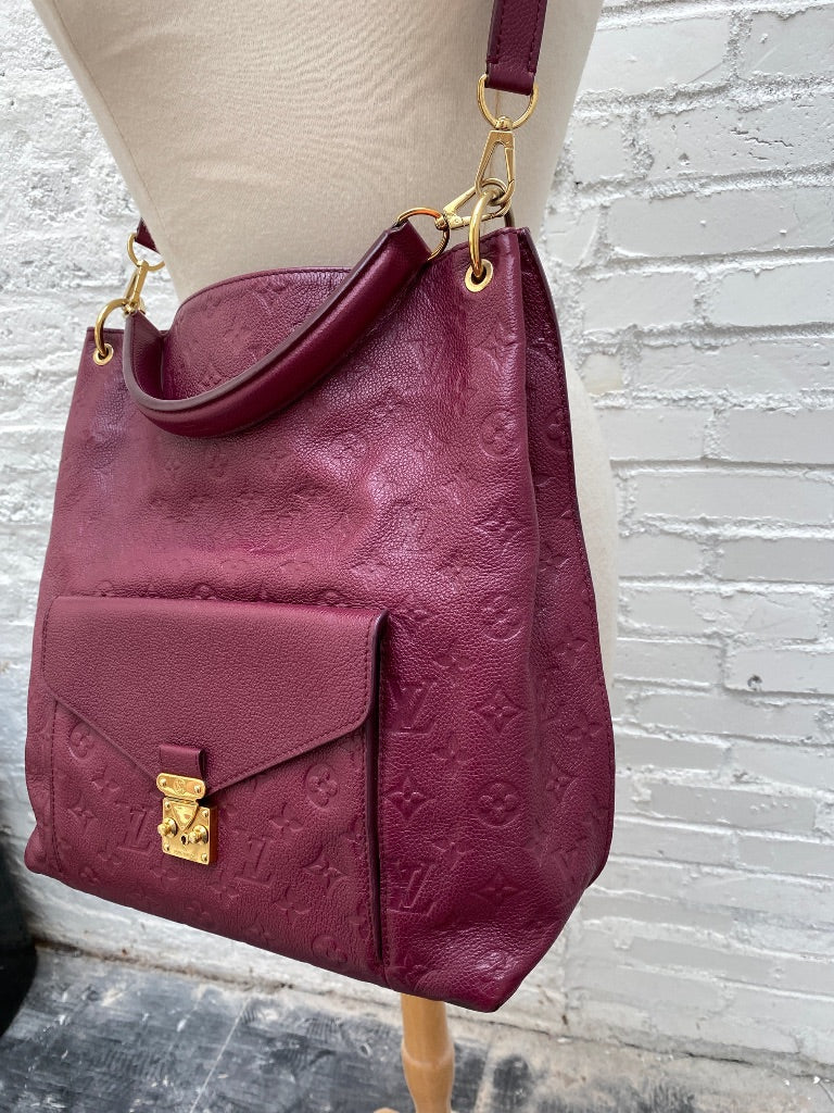 Louis Vuitton Magenta Hobo Metis