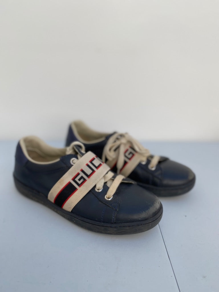 Gucci navy kids shoes