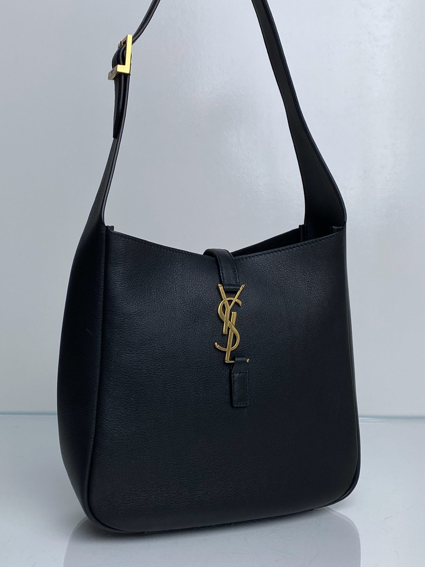 Saint Laurent Black Leather 5 Á 7 Small Bag GHW