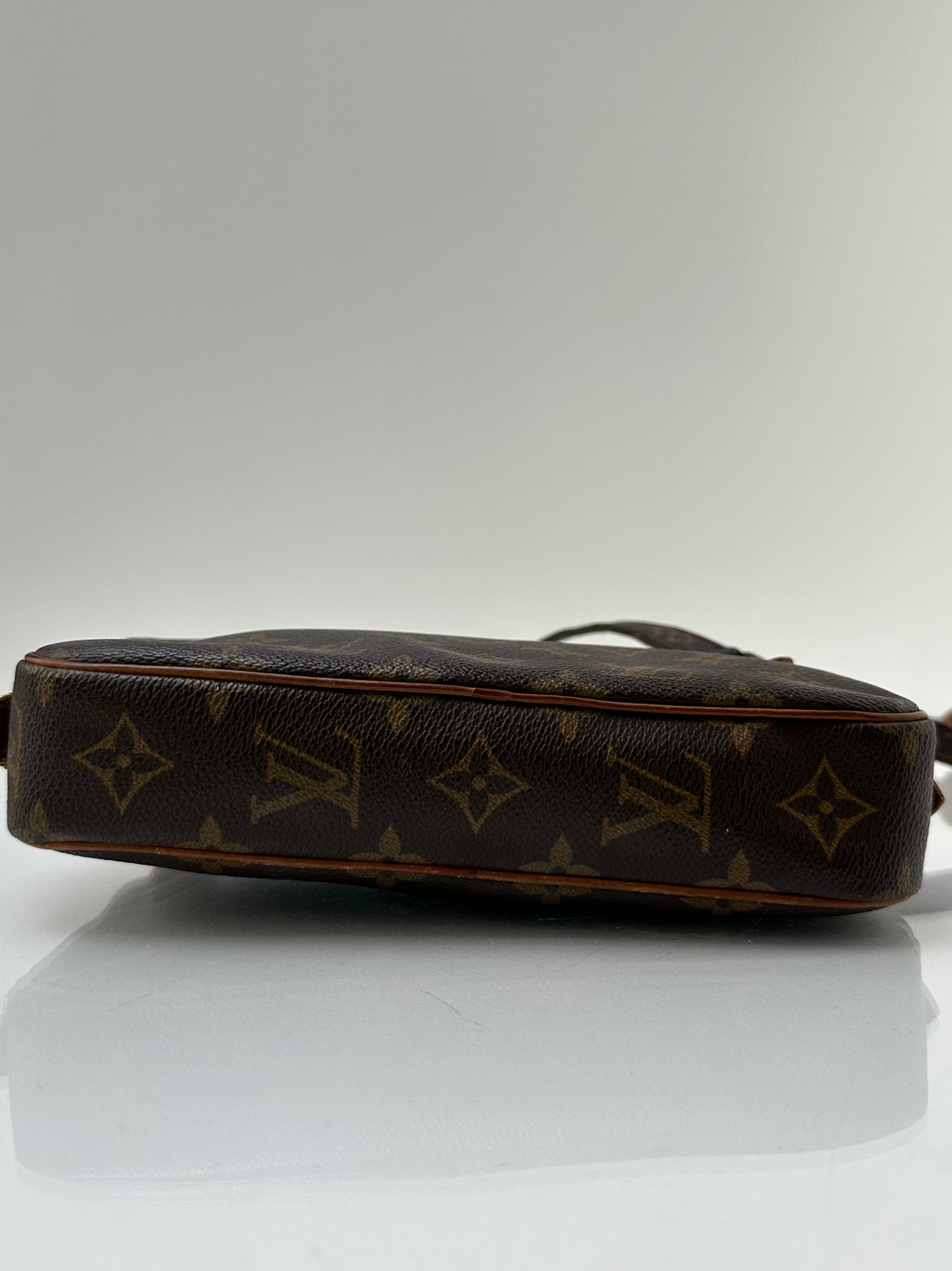 Louis Vuitton Monogram Vintage Crossbody Bag