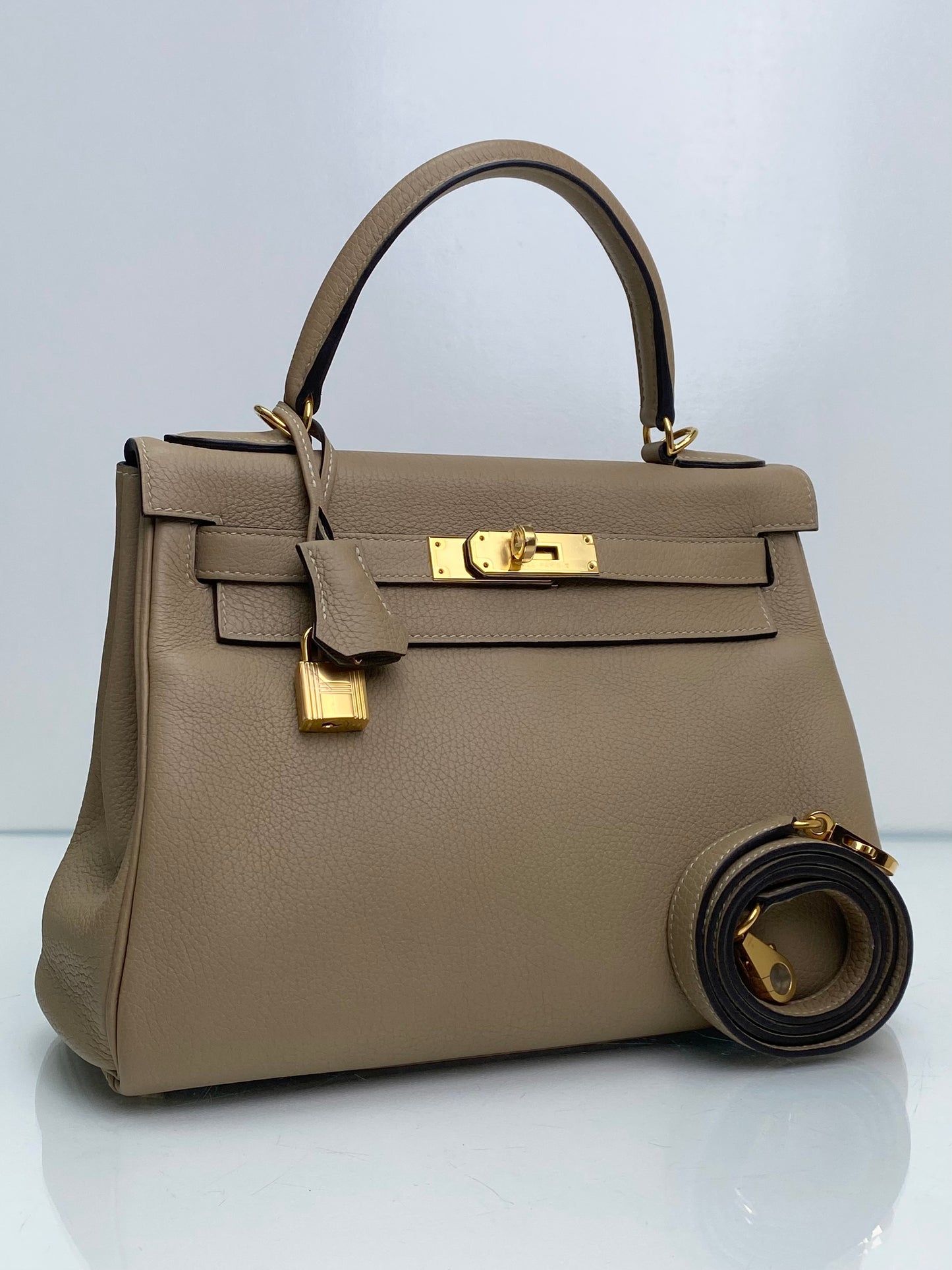 Hermes Kelly 28 Trench Togo GHW #A