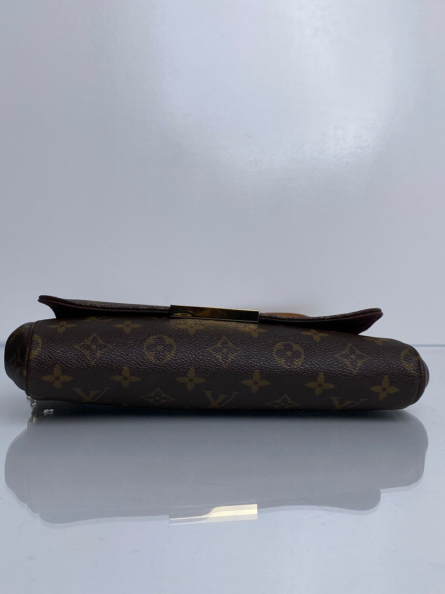 Louis Vuitton Monogram Favorite Bag MM