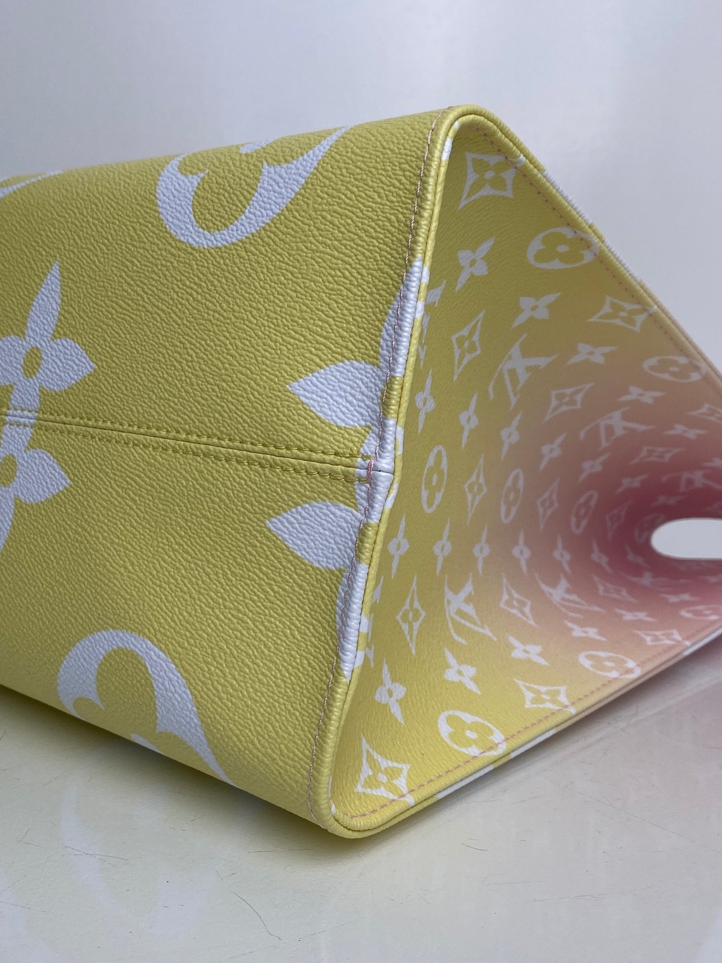 Louis Vuitton Pink & Yellow Gradient Giant Monogram OnTheGo GM Tote Bag GHW