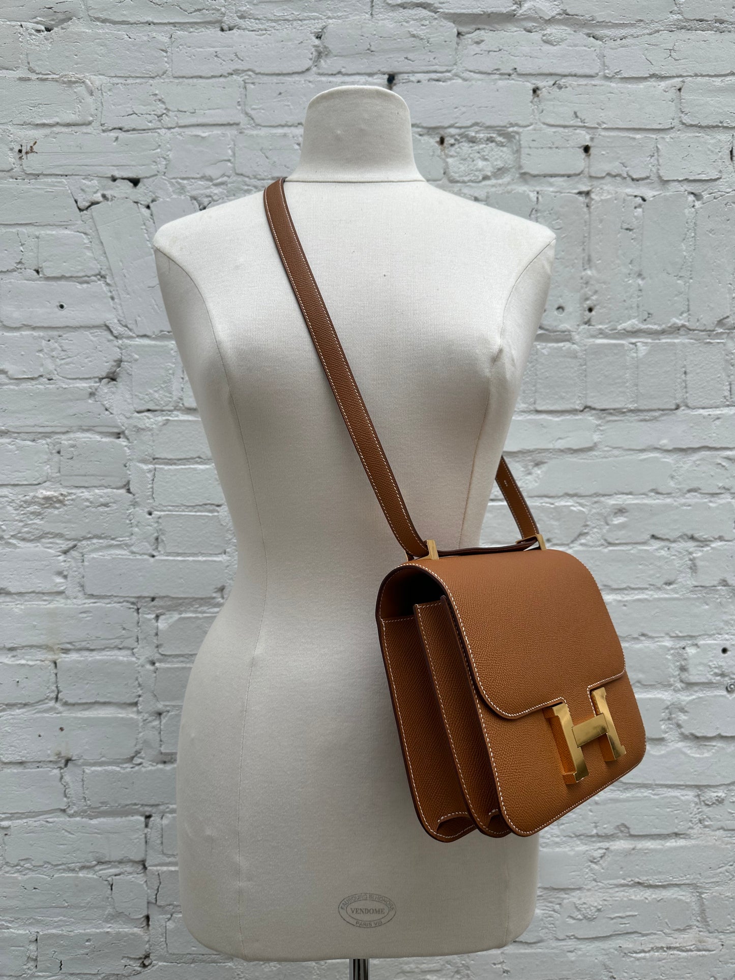 Hermes Constance 24 Gold Epsom GHW #Y
