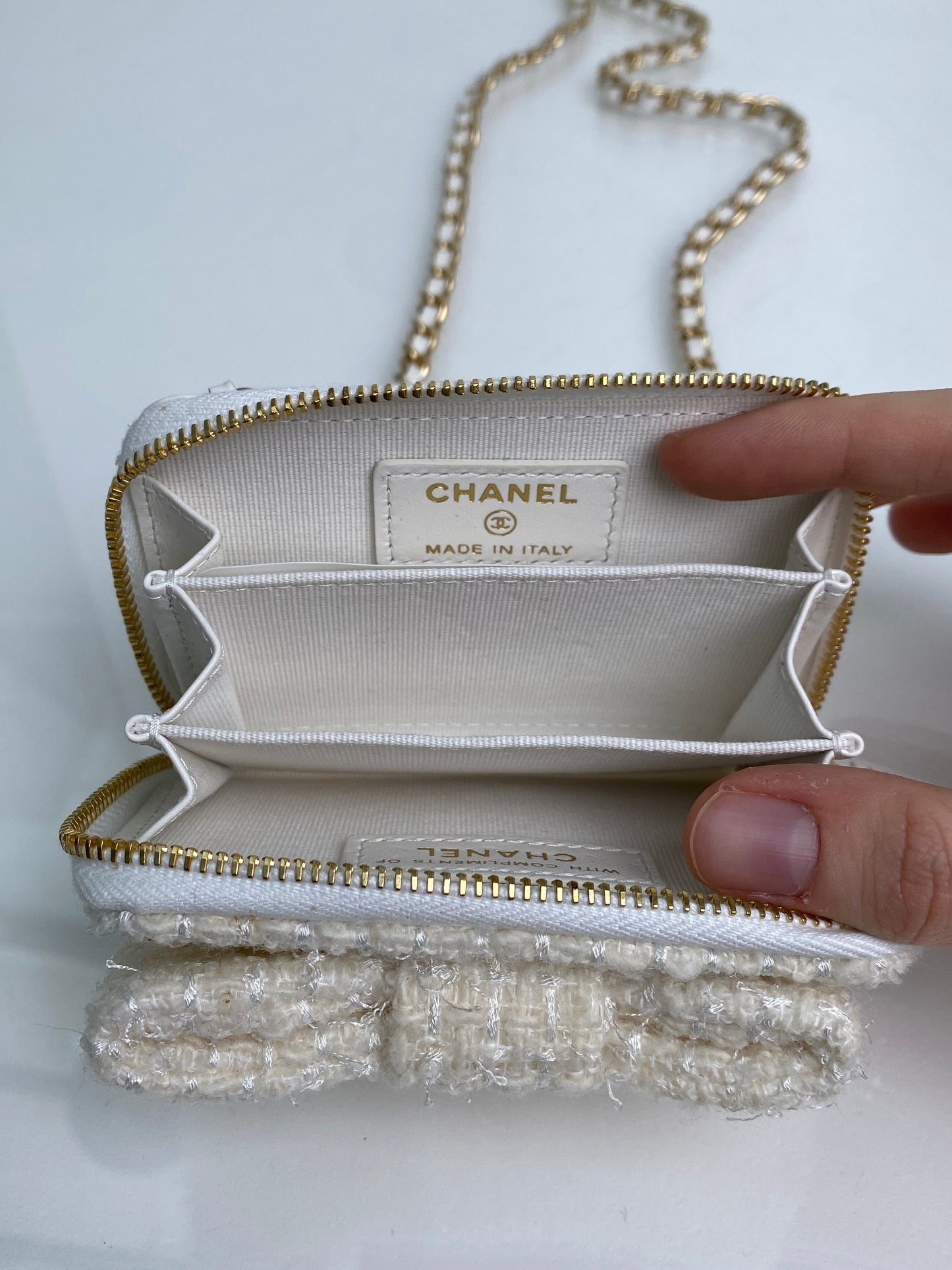 Chanel White Tweed Bow VIP Card Holder on Chain