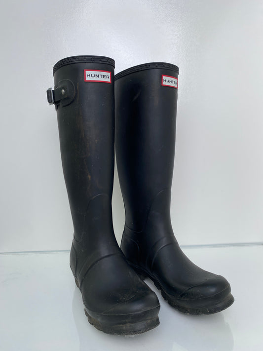 Hunter Black Rain Boots, 6 (As Is)