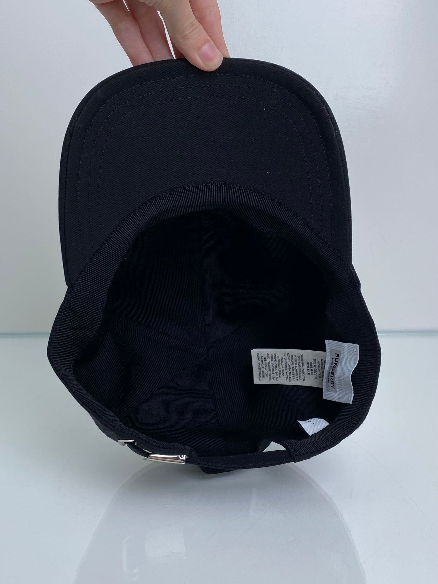 Burberry Black & White ‘TB’ Hat, L