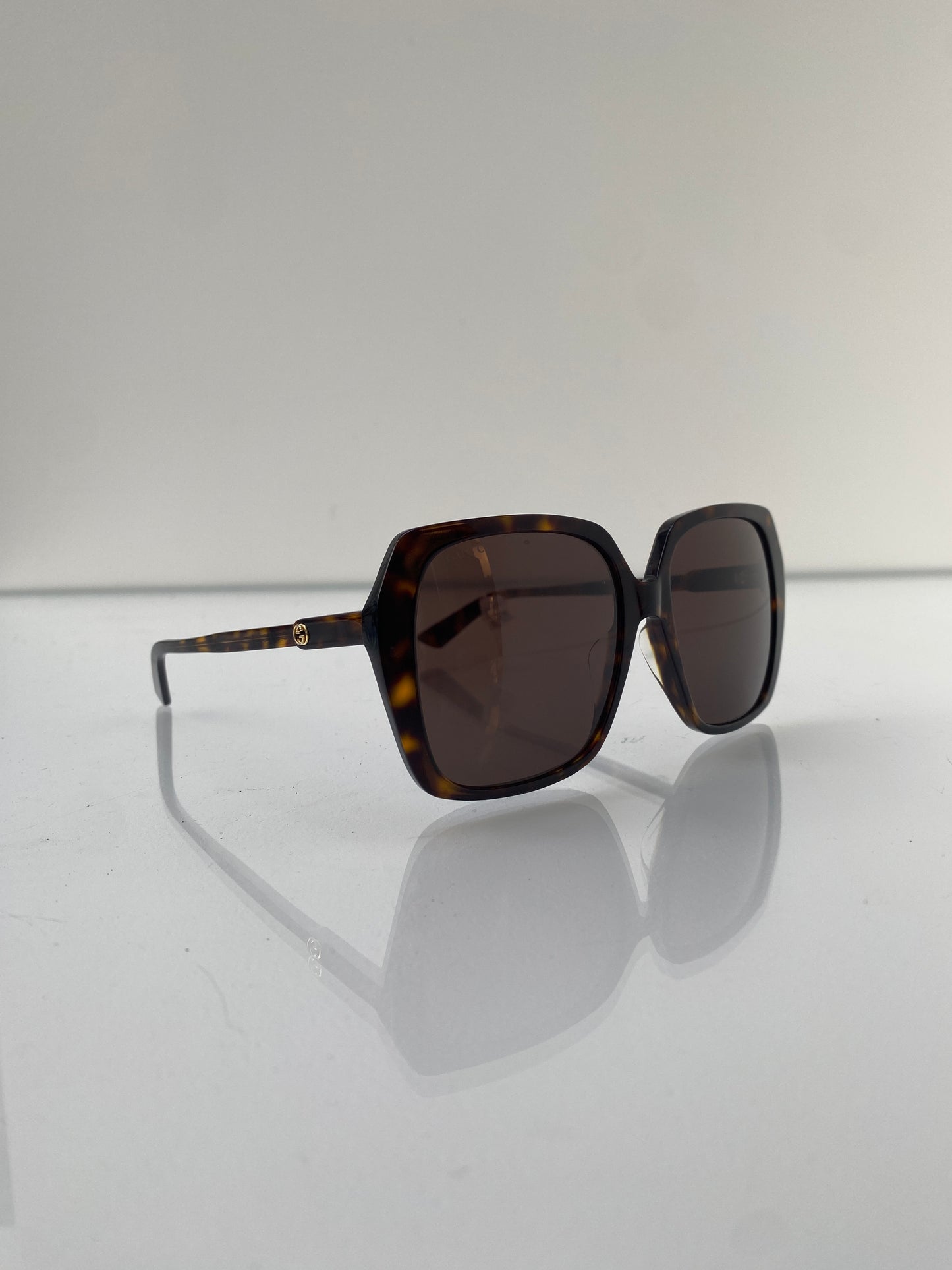 Gucci Dark Tortoise Shell Square Round Sunglasses