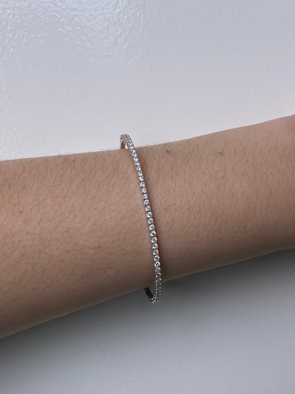 14KW 1.5ctw Dia Flex Bangle